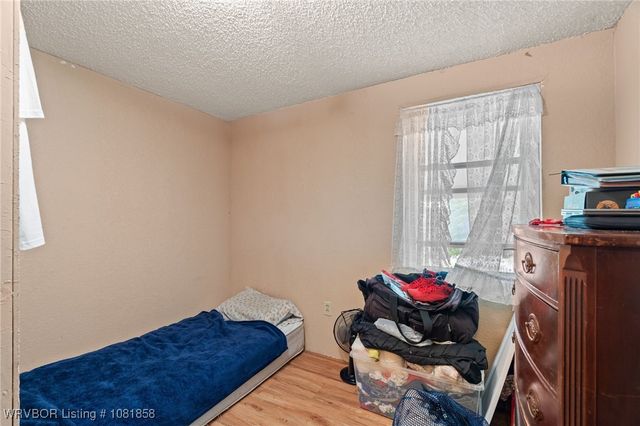 1101 W Taylor Drive, Sallisaw, OK 74955