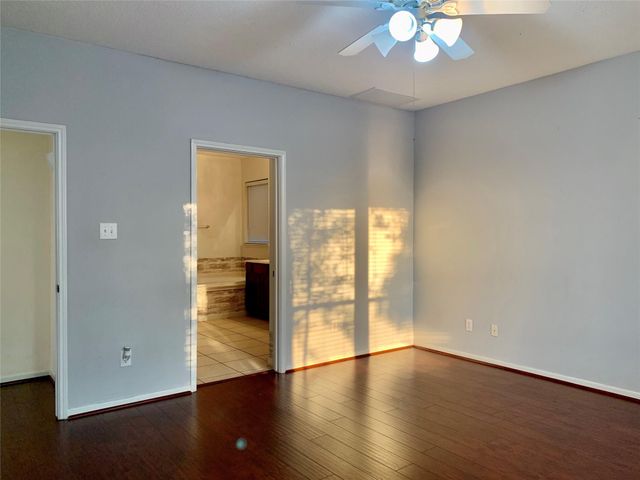 2708 Hewn Rock Way, Pearland, TX 77584