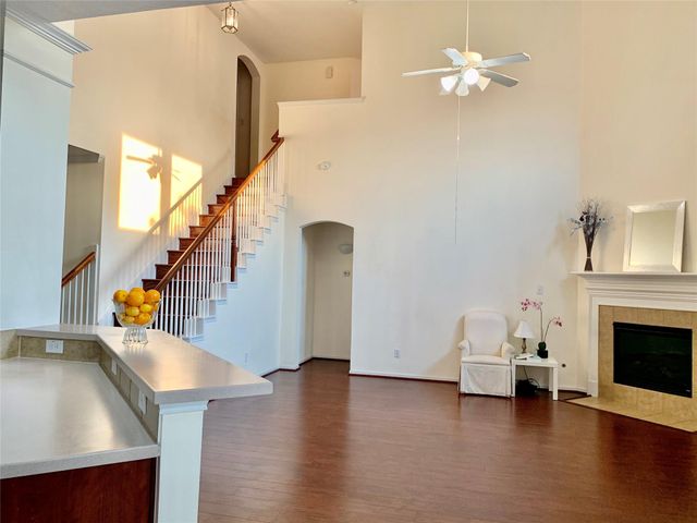 2708 Hewn Rock Way, Pearland, TX 77584