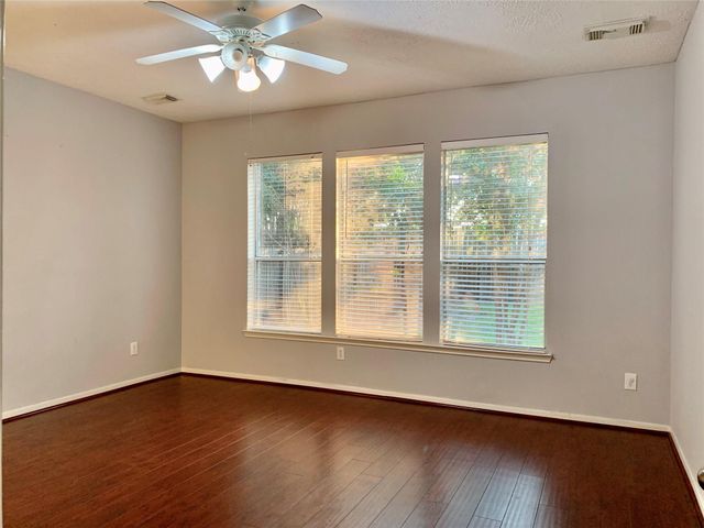 2708 Hewn Rock Way, Pearland, TX 77584