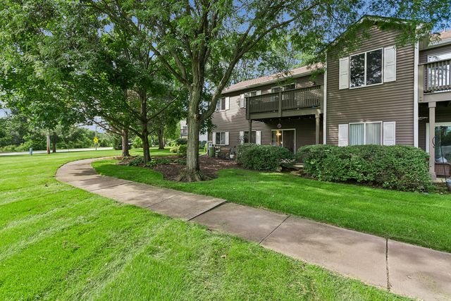 83 Midhurst Court 102A, Naperville, IL 60565