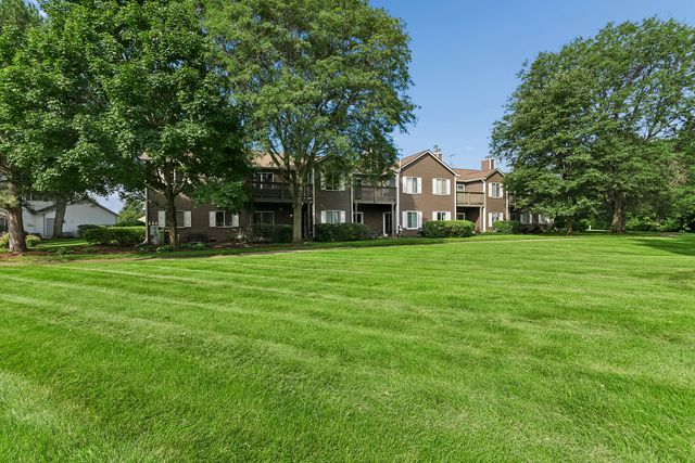 83 Midhurst Court 102A, Naperville, IL 60565