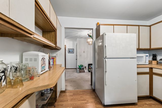 83 Midhurst Court 102A, Naperville, IL 60565