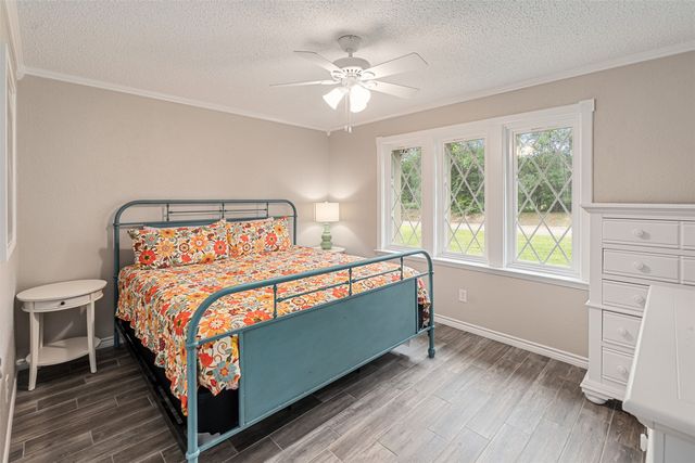 1102 Mill Run Road, Athens, TX 75751