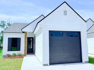 105 Twin Meadow Lane, Lafayette, LA 70508