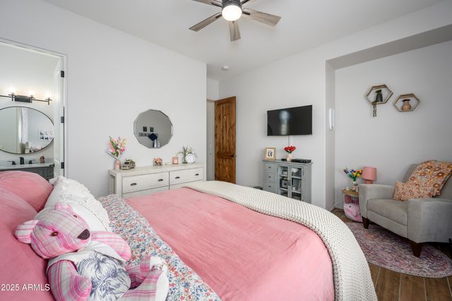 8930 E CAVE CREEK Road, Carefree, AZ 85377