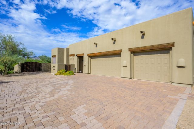 8930 E CAVE CREEK Road, Carefree, AZ 85377