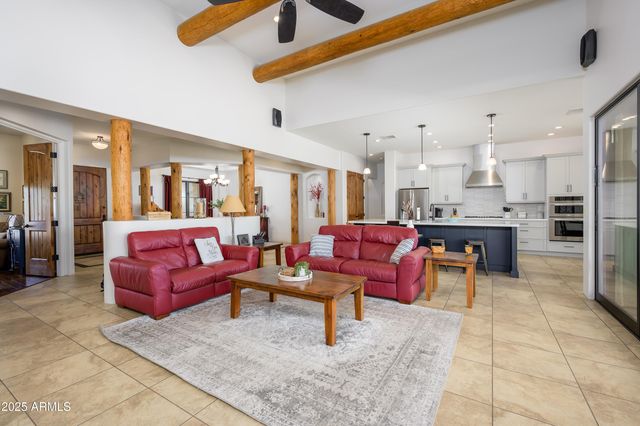 8930 E CAVE CREEK Road, Carefree, AZ 85377