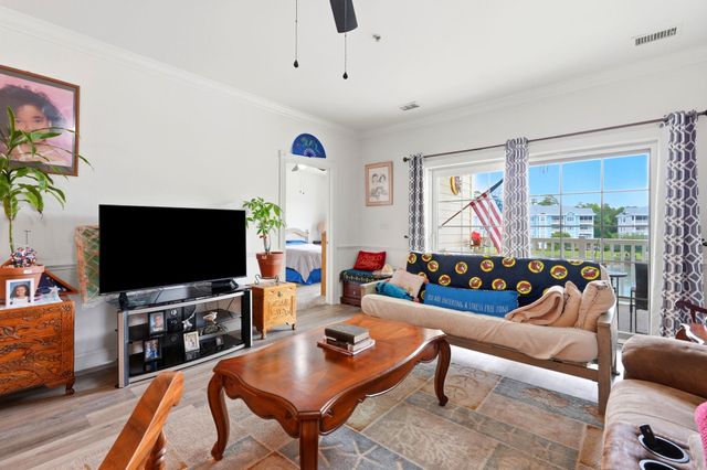 4812 Magnolia Lake Dr Apt 303, Myrtle Beach, SC 29577