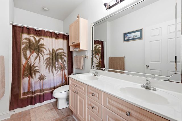 4812 Magnolia Lake Dr Apt 303, Myrtle Beach, SC 29577