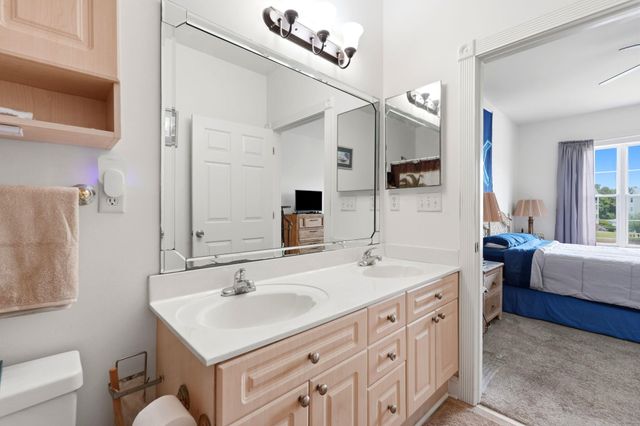 4812 Magnolia Lake Dr Apt 303, Myrtle Beach, SC 29577