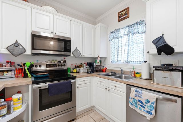 4812 Magnolia Lake Dr Apt 303, Myrtle Beach, SC 29577