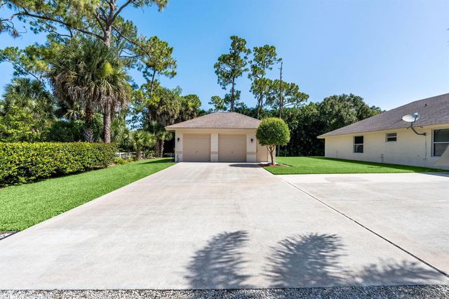 16835 69th Street N, Loxahatchee, FL 33470