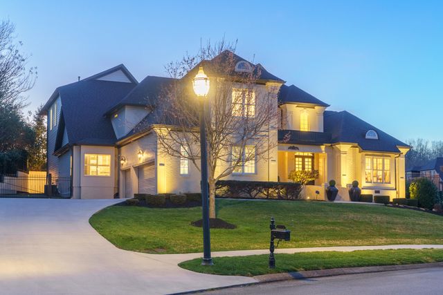 9812 Windrose Circle, Chattanooga, TN 37421