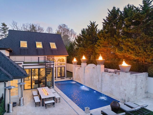 9812 Windrose Circle, Chattanooga, TN 37421