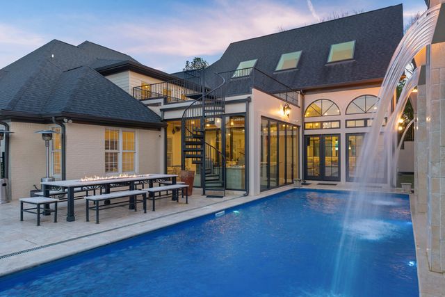 9812 Windrose Circle, Chattanooga, TN 37421