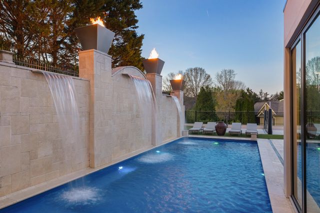 9812 Windrose Circle, Chattanooga, TN 37421