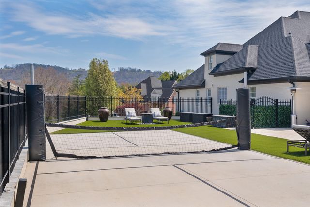 9812 Windrose Circle, Chattanooga, TN 37421