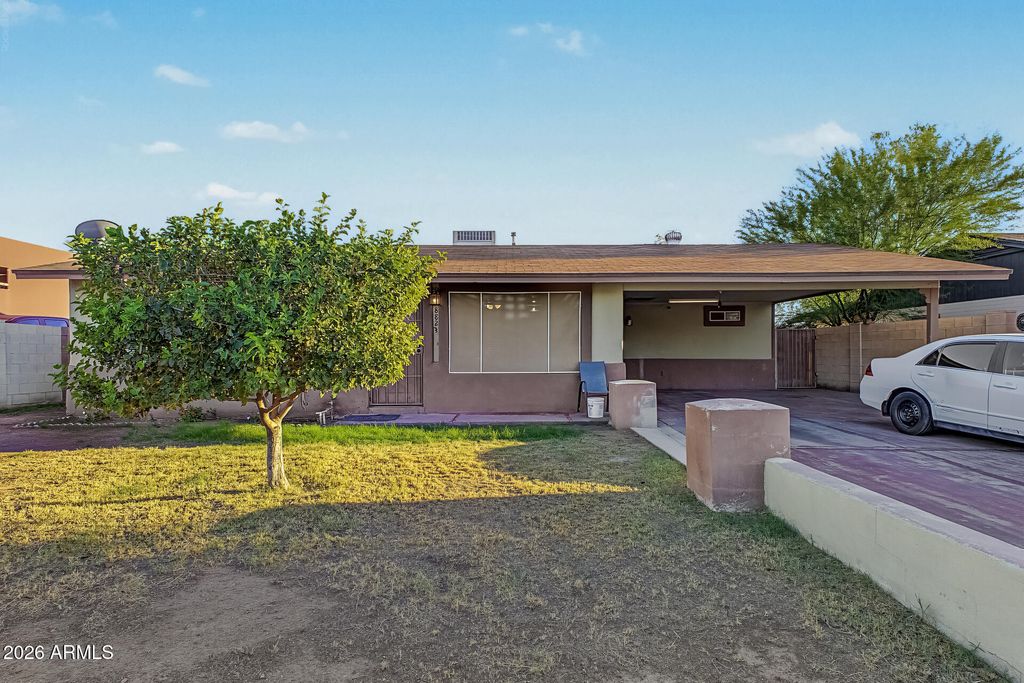 8823 W OSBORN Road, Phoenix, AZ 85037 — exterior