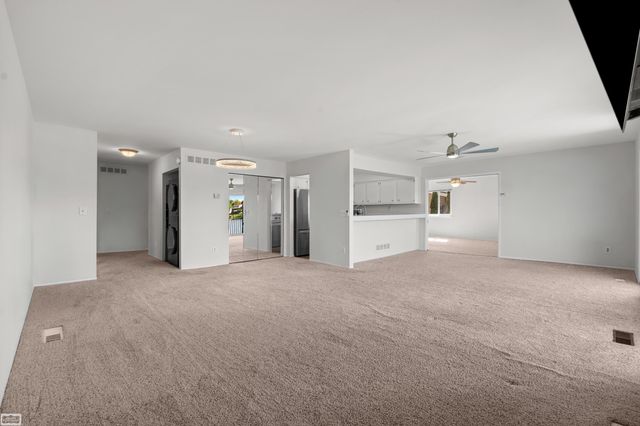 4960 Lake Point Drive, Waterford Twp, MI 48329