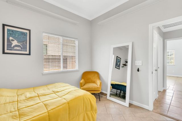 2330 Cashaw Way, Sacramento, CA 95834