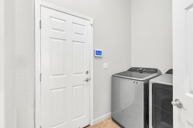 2330 Cashaw Way, Sacramento, CA 95834