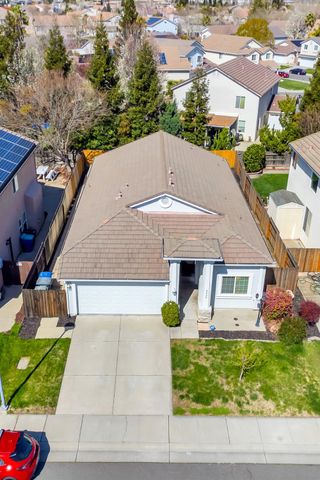 2330 Cashaw Way, Sacramento, CA 95834