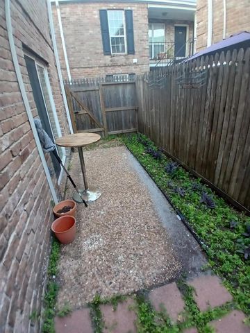 6410 Del Monte Drive 126, Houston, TX 77057