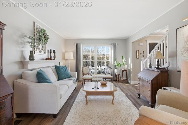 1195 Oakmont Drive, Oxford Charter Township, MI 48371