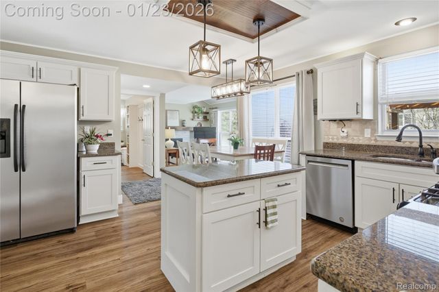 1195 Oakmont Drive, Oxford Charter Township, MI 48371