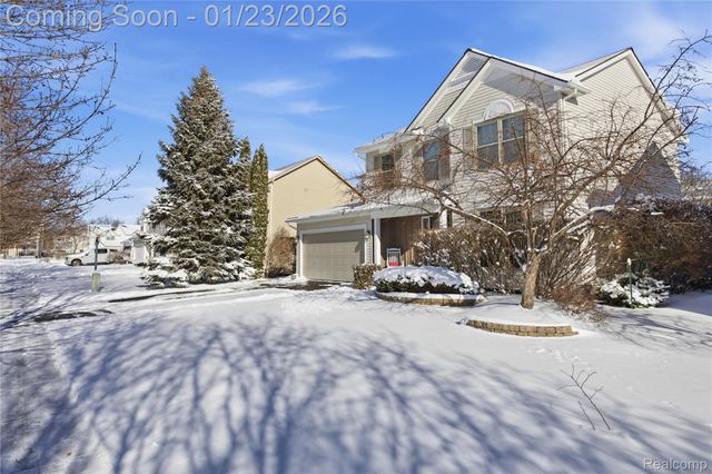 1195 Oakmont Drive, Oxford Charter Township, MI 48371