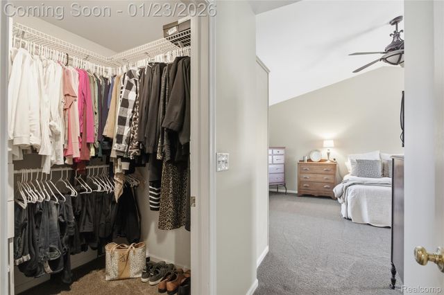 1195 Oakmont Drive, Oxford Charter Township, MI 48371