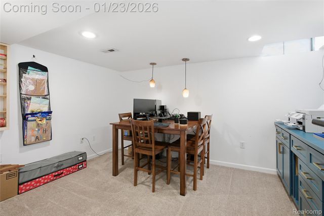 1195 Oakmont Drive, Oxford Charter Township, MI 48371