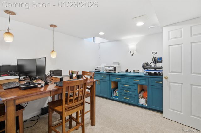 1195 Oakmont Drive, Oxford Charter Township, MI 48371