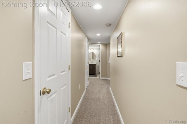 1195 Oakmont Drive, Oxford Charter Township, MI 48371