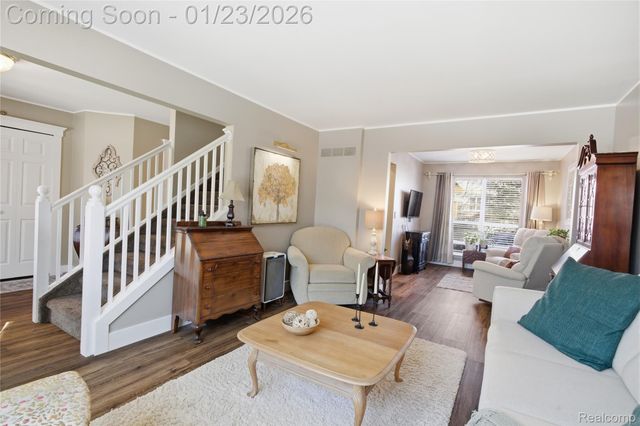 1195 Oakmont Drive, Oxford Charter Township, MI 48371