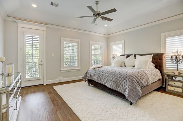 420 W 18th Street, Houston, TX 77008