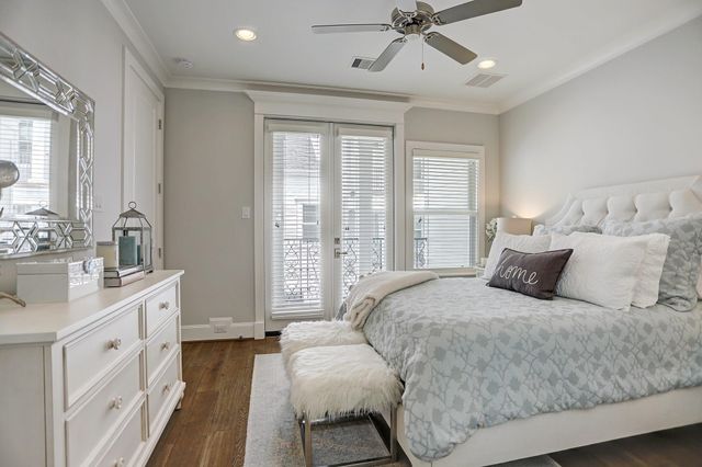 420 W 18th Street, Houston, TX 77008