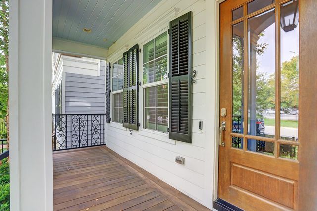 420 W 18th Street, Houston, TX 77008