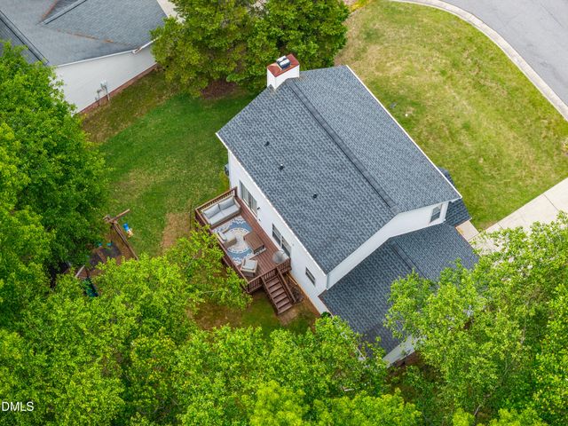 809 Swan Hill Court, Fuquay Varina, NC 27526