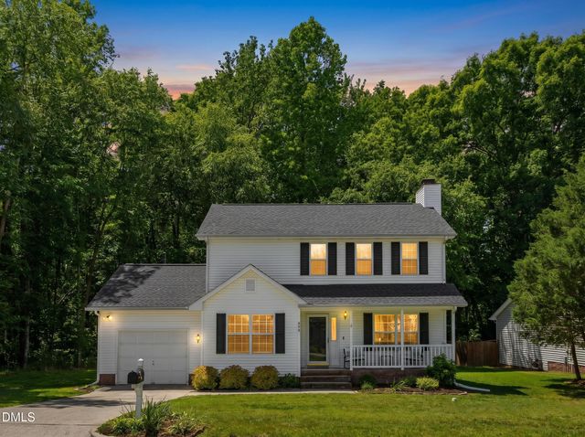 809 Swan Hill Court, Fuquay Varina, NC 27526