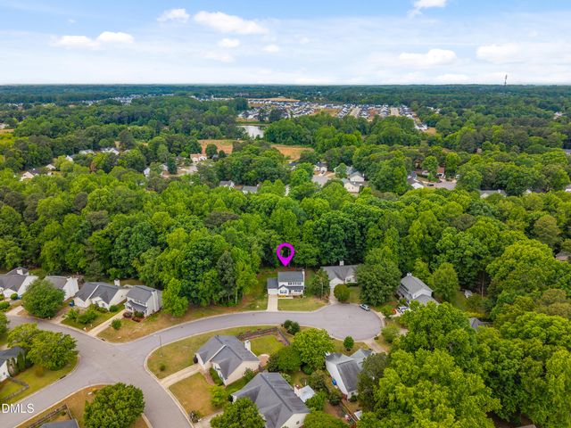 809 Swan Hill Court, Fuquay Varina, NC 27526