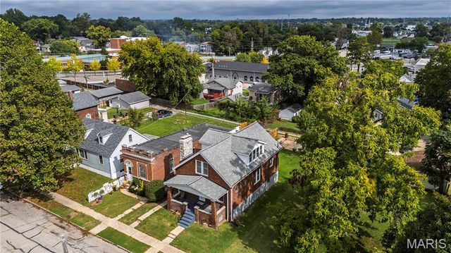 613 Waller Avenue, Lemay, MO 63125