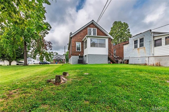 613 Waller Avenue, Lemay, MO 63125