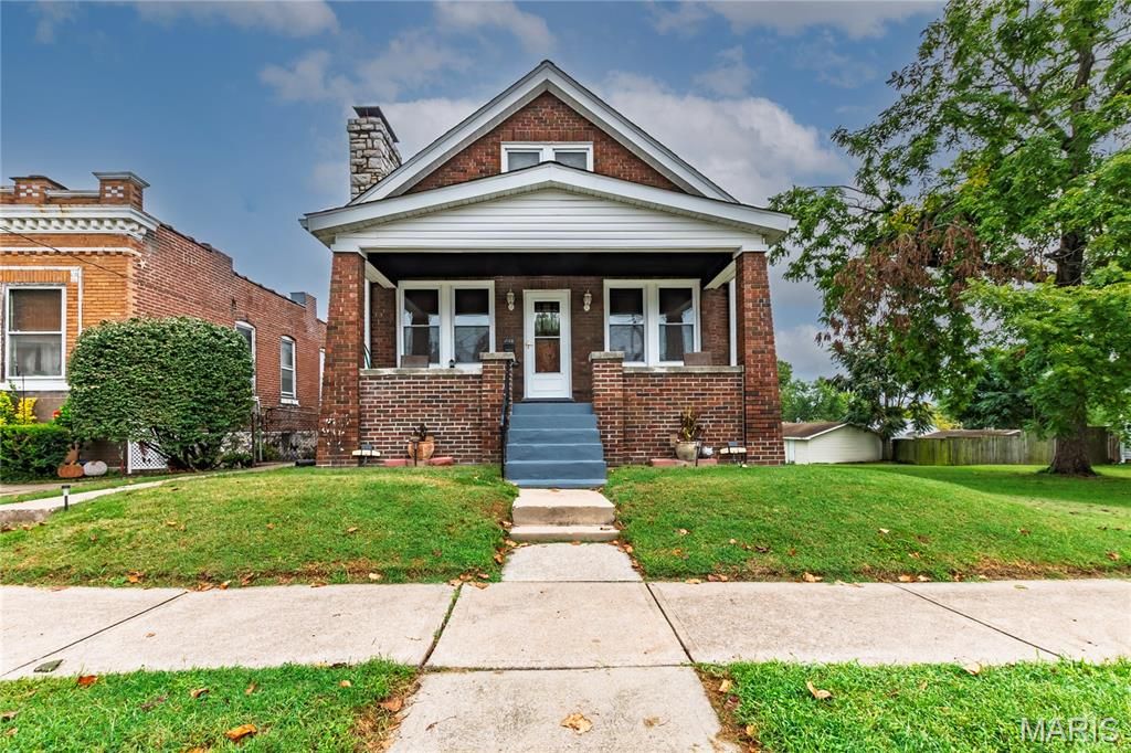 613 Waller Avenue, Lemay, MO 63125