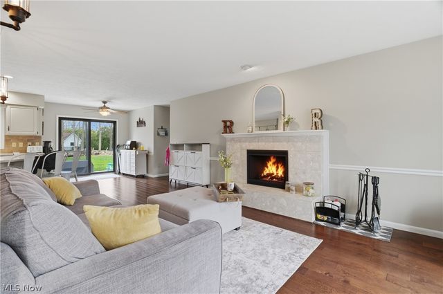 598 Chancellor Circle, Avon Lake, OH 44012