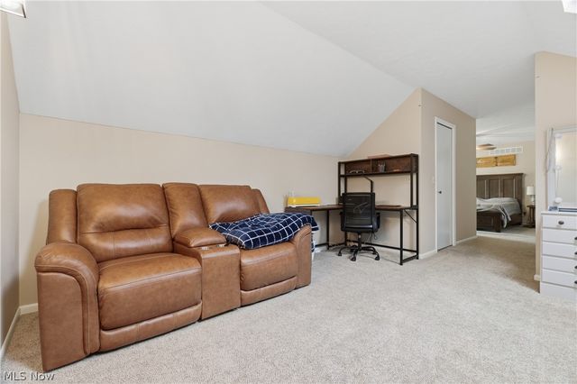 598 Chancellor Circle, Avon Lake, OH 44012