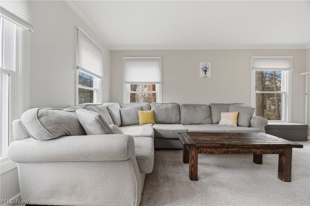 598 Chancellor Circle, Avon Lake, OH 44012