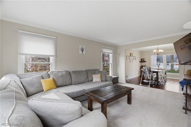 598 Chancellor Circle, Avon Lake, OH 44012