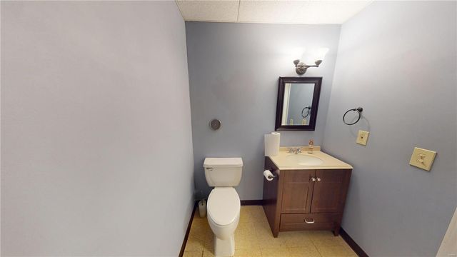 347 W Bethalto Drive, Bethalto, IL 62010